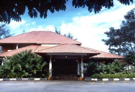 Duta Sands Beach Resort กวนตัน ภายนอก รูปภาพ